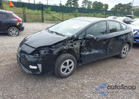 2015 Toyota Prius Four z USA, uszkodzony, nr VIN JTDKN3DU4F1867686